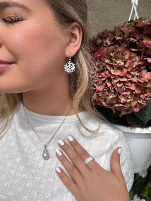 Snowflake korvakorut