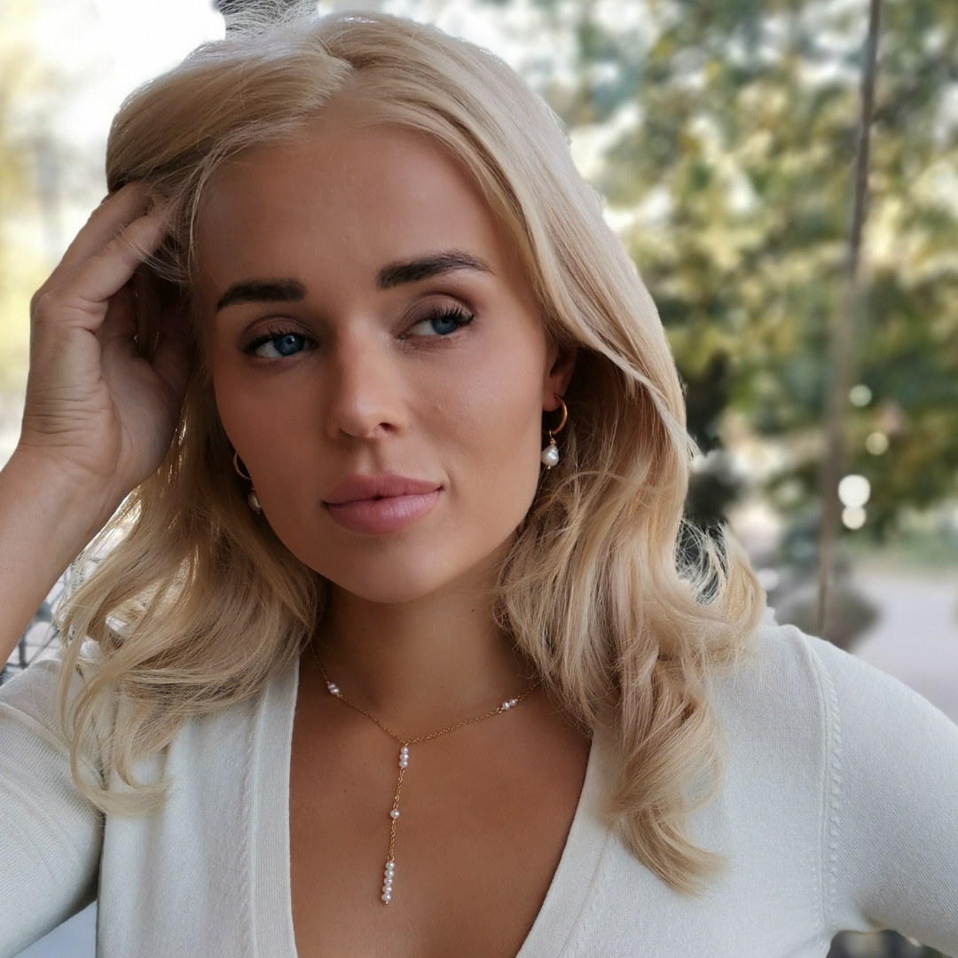 Fancy Hoop helmikorvakorut