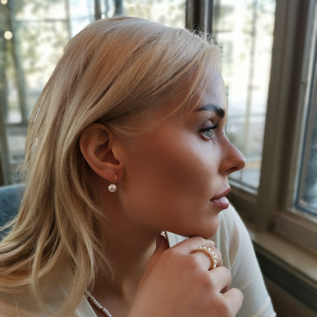 Edith Gold helmikorvakorut