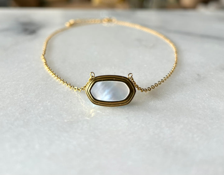 Pihla keltakultainen motherpearl kaulakoru