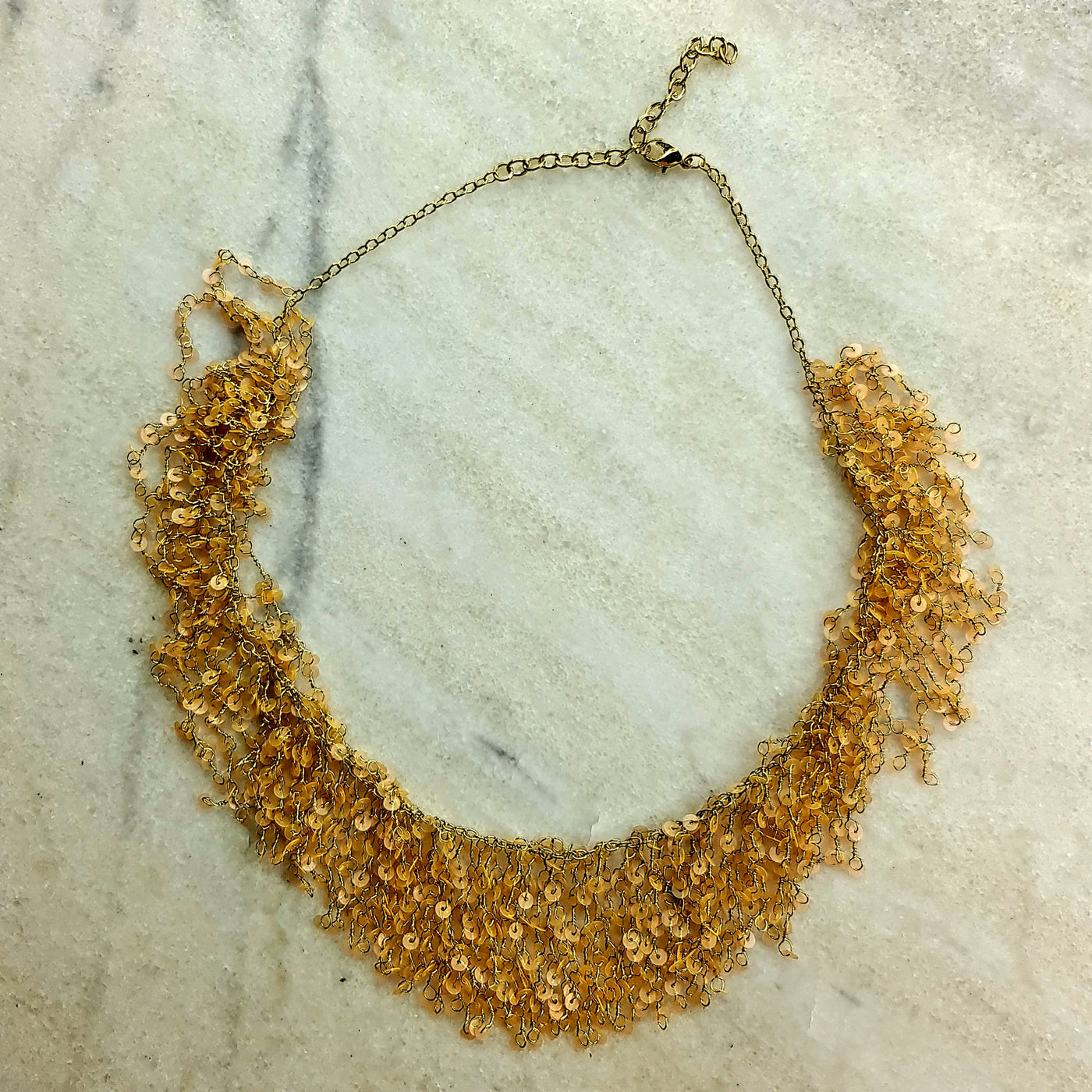 Sequin kaulakoru