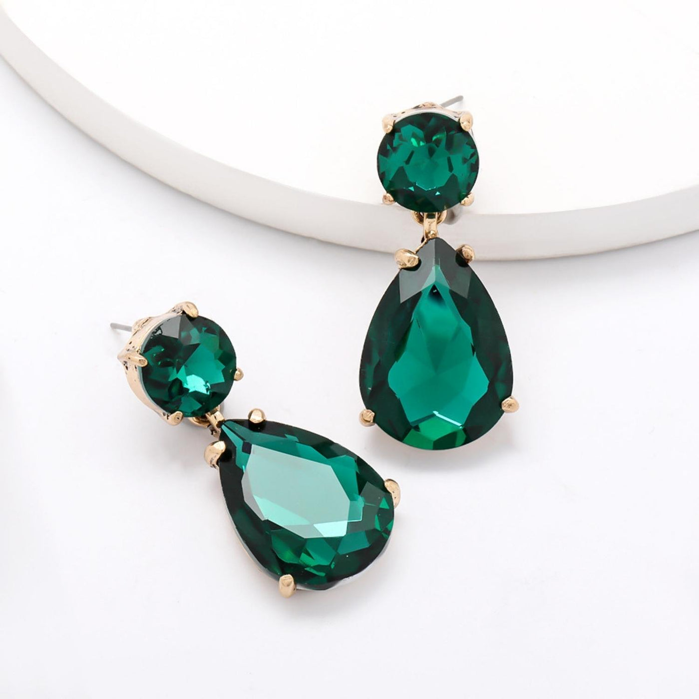 Emerald kristalli korvakorut